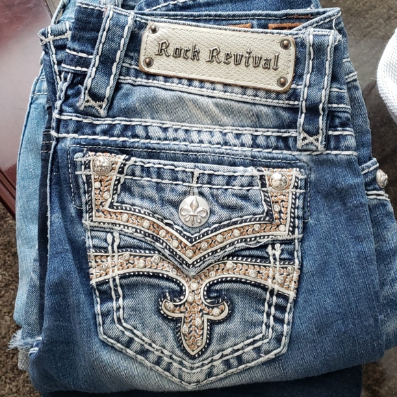 Rock Revival - Picture 8 of 8